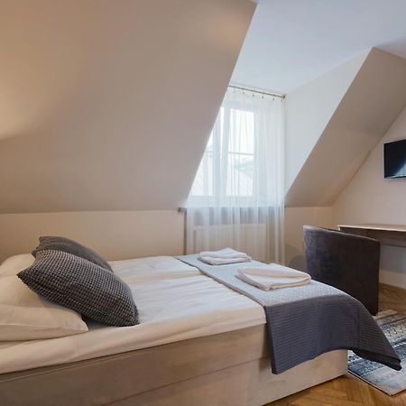 Around Market Square Apartments 크라쿠프 외부 사진