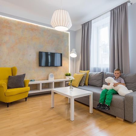 Around Market Square Apartments 크라쿠프 외부 사진