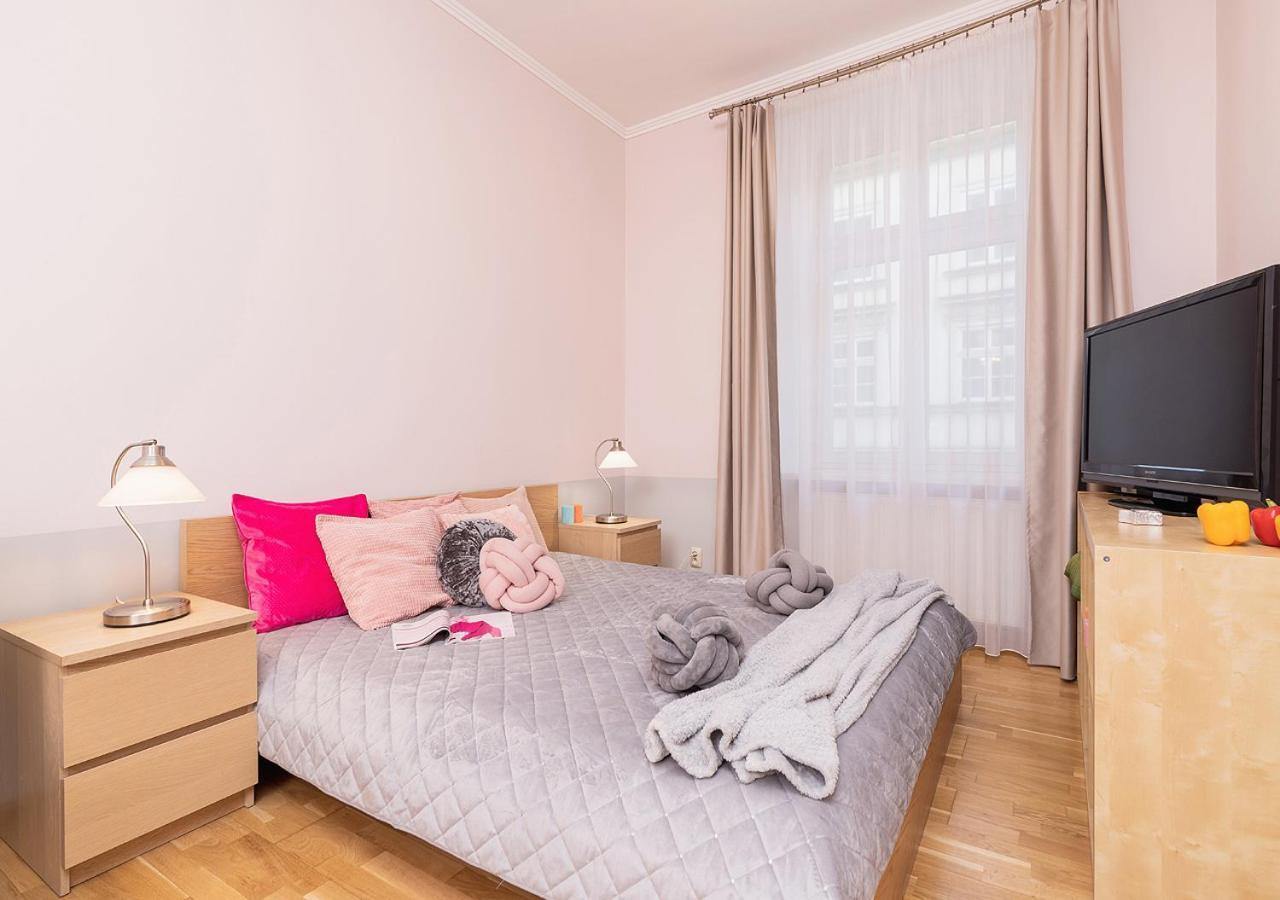 Around Market Square Apartments 크라쿠프 객실 사진