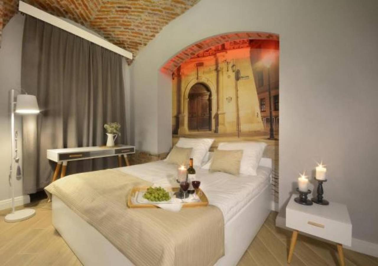 Around Market Square Apartments 크라쿠프 객실 사진