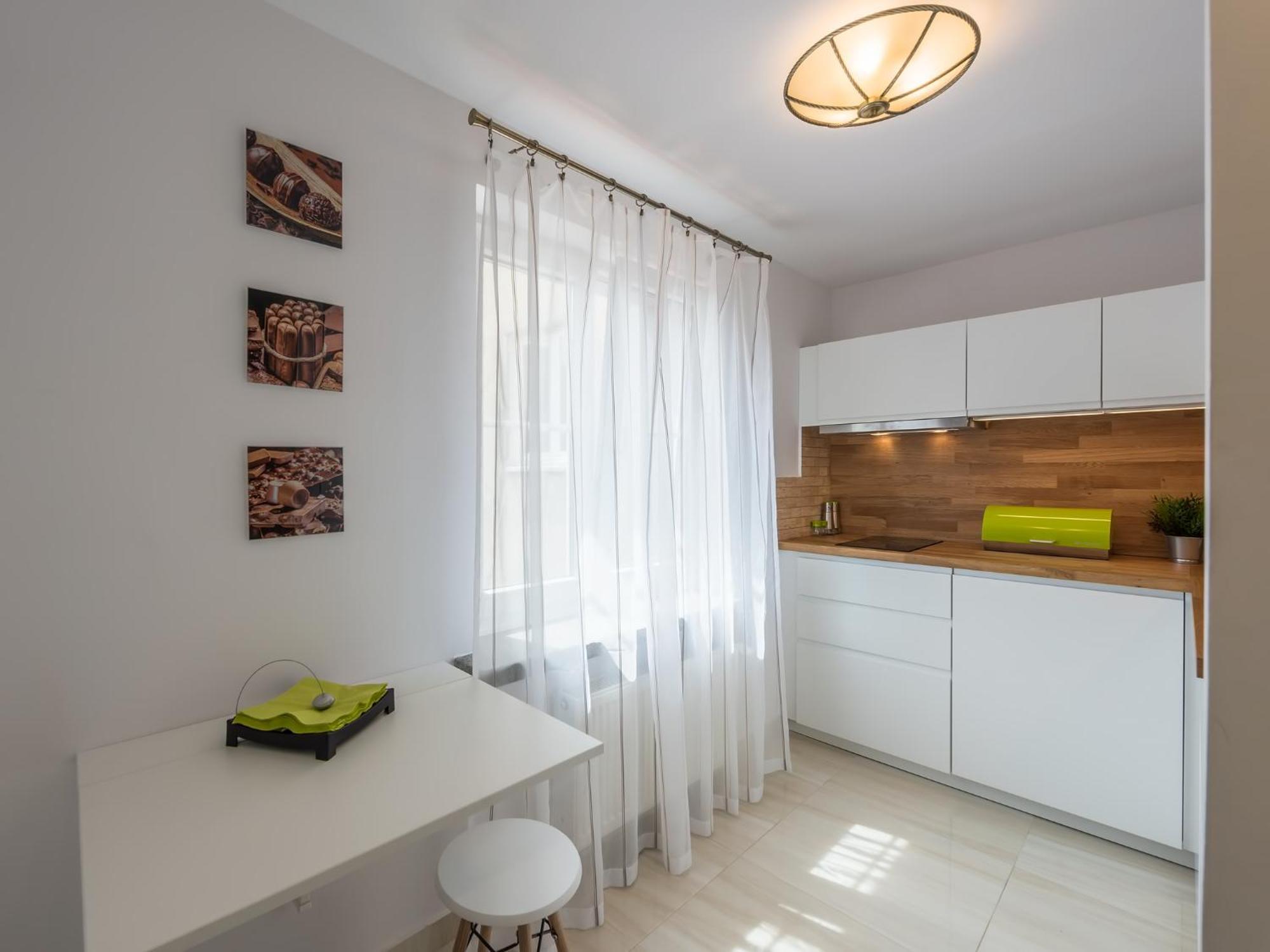 Around Market Square Apartments 크라쿠프 외부 사진