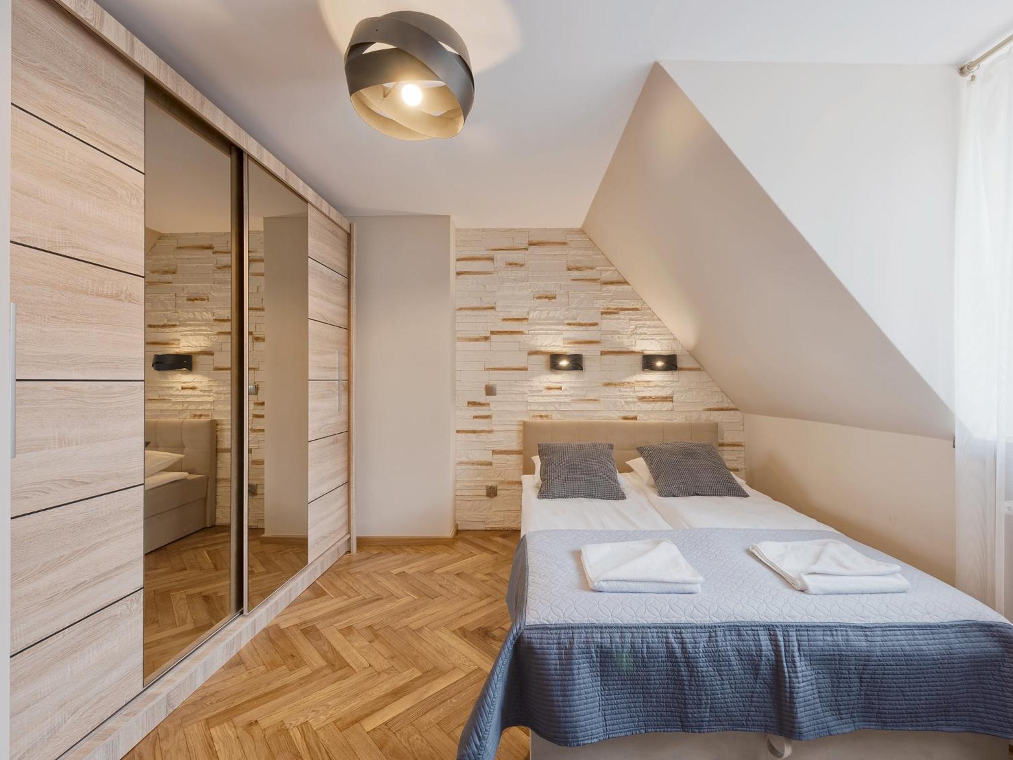 Around Market Square Apartments 크라쿠프 외부 사진