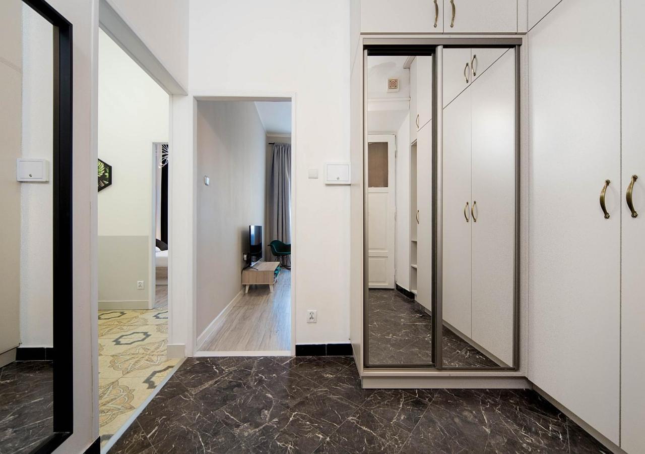 Around Market Square Apartments 크라쿠프 외부 사진