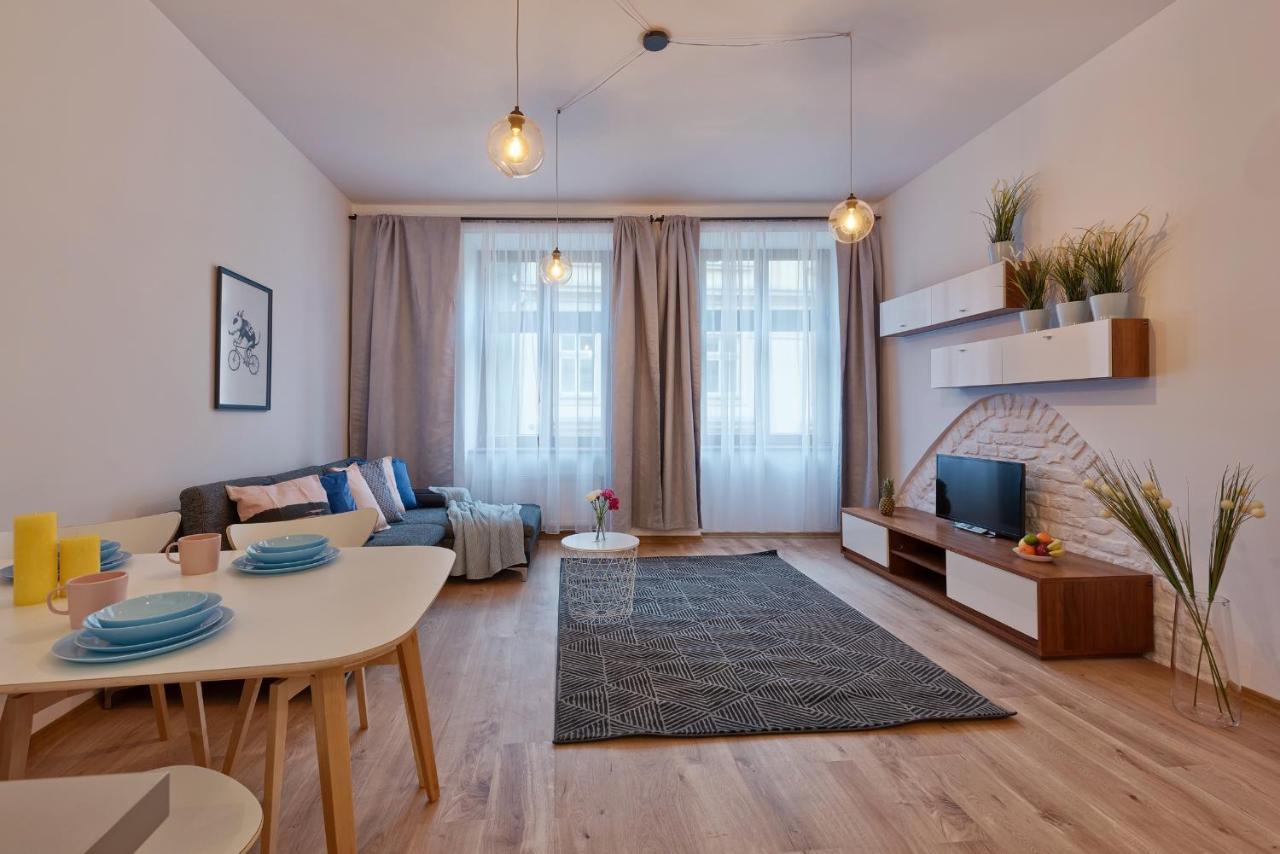 Around Market Square Apartments 크라쿠프 외부 사진