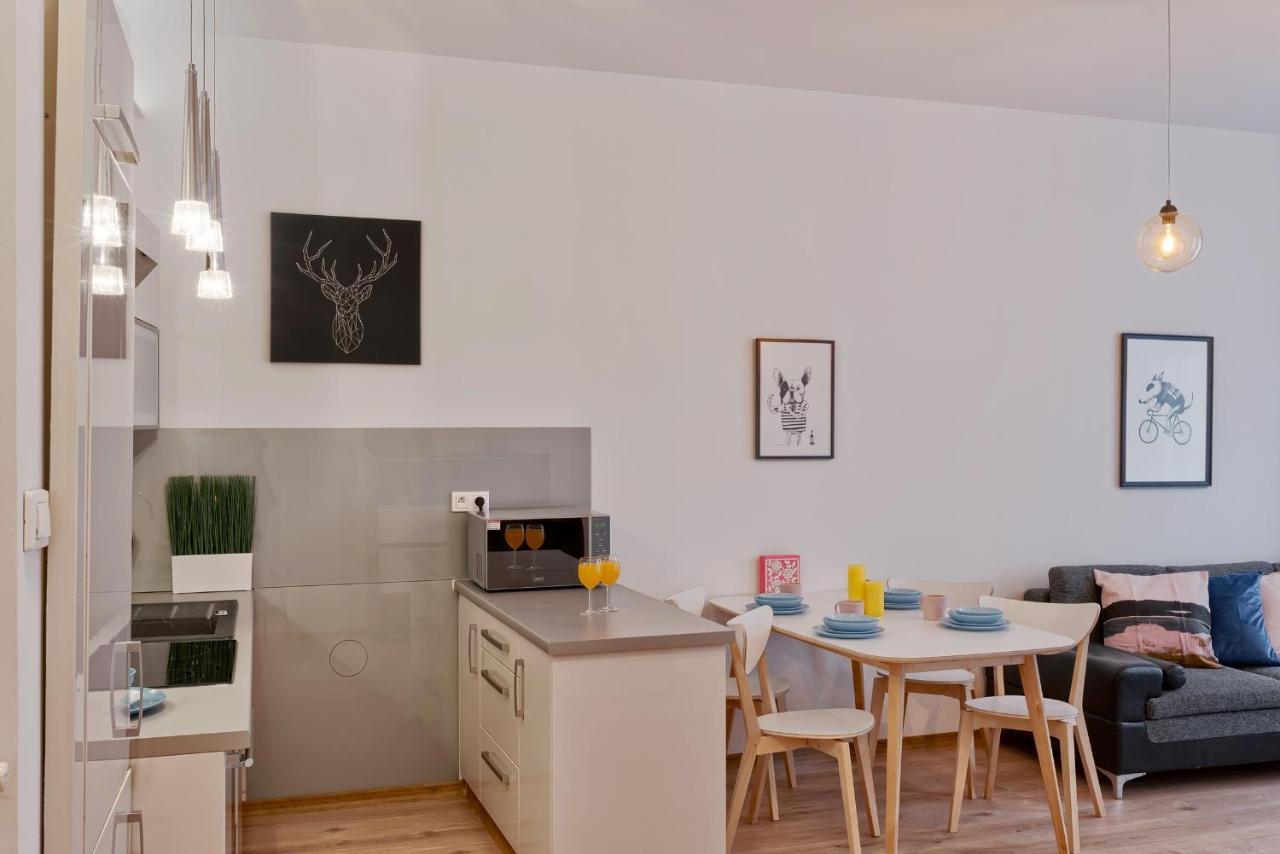 Around Market Square Apartments 크라쿠프 외부 사진
