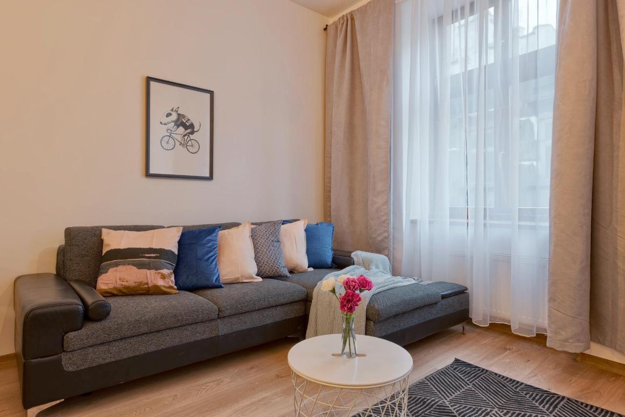 Around Market Square Apartments 크라쿠프 외부 사진
